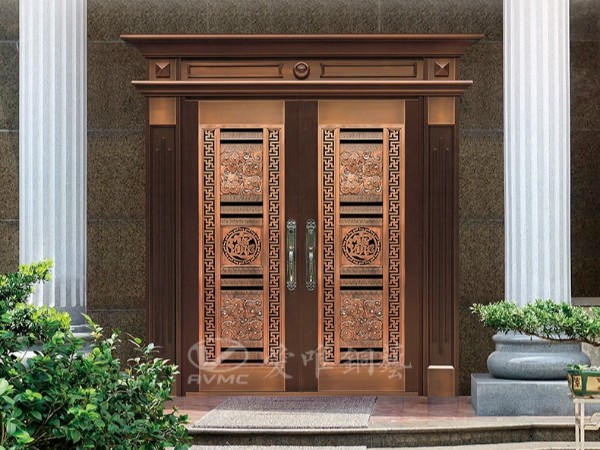 怎樣進(jìn)行選擇一個(gè)合適自己的別墅銅門？